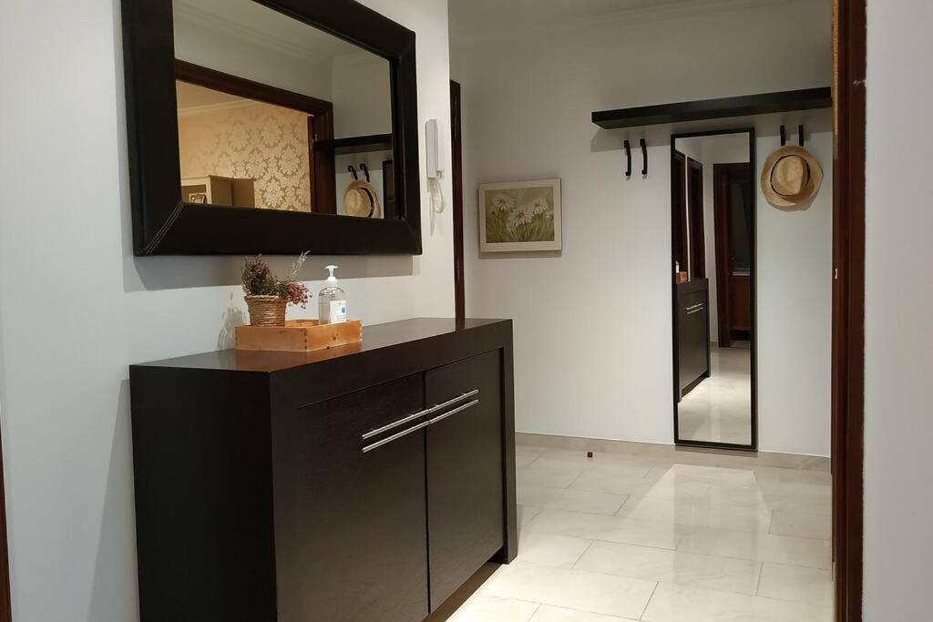 ריביירה Marina'S Coastal Apartment מראה חיצוני תמונה